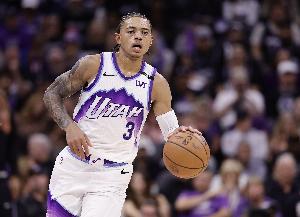 罚球真稳！基昂特-乔治14中6&15罚15中 空砍29分8助攻