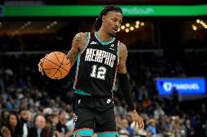 枪王解禁回归！灰熊首发：莫兰特、波普、韦尔斯、小贾伦、兰代尔