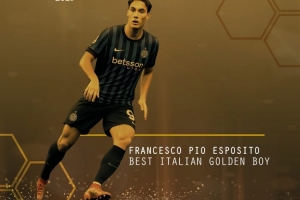 继续努力小伙！20岁国米前锋埃斯波西托获得意大利金童奖