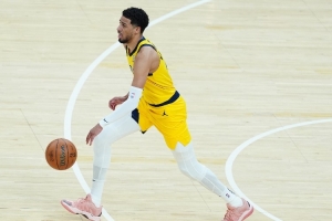 小阿德尔曼：步行者是一支运气不佳的球队 但他们的球员很职业