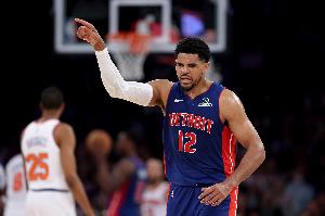 场均13.5分6板！活塞主帅：托哈高位脚踝扭伤 目前是每日观察状态