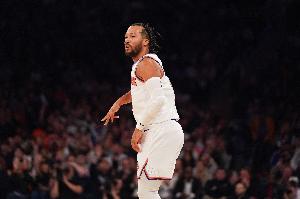 Shams：布伦森遭遇右脚踝一级扭伤 缺战热火&并接受每日评估