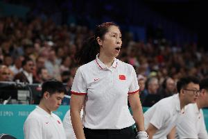 郑薇：要求队员认真对待争取一场比一场好 现在看达到预期效果