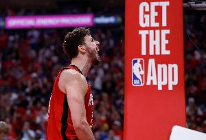 究极进化！申京13中9&三分6中4怒轰25分10板9助3断3帽！