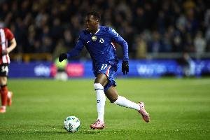 英媒：吉滕斯代表英格兰U21出战疑似受伤，加纳乔可能继续首发