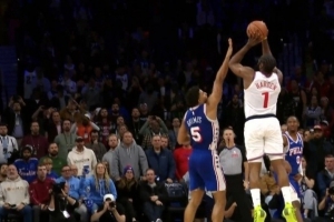 为什么哈登绝平三分没吹犯规？主裁：裁判认定格莱姆斯为合法干扰