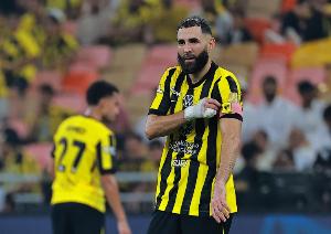 本泽马：齐达内完全能胜任法国主帅 沙特联赛需要我和C罗这种球员